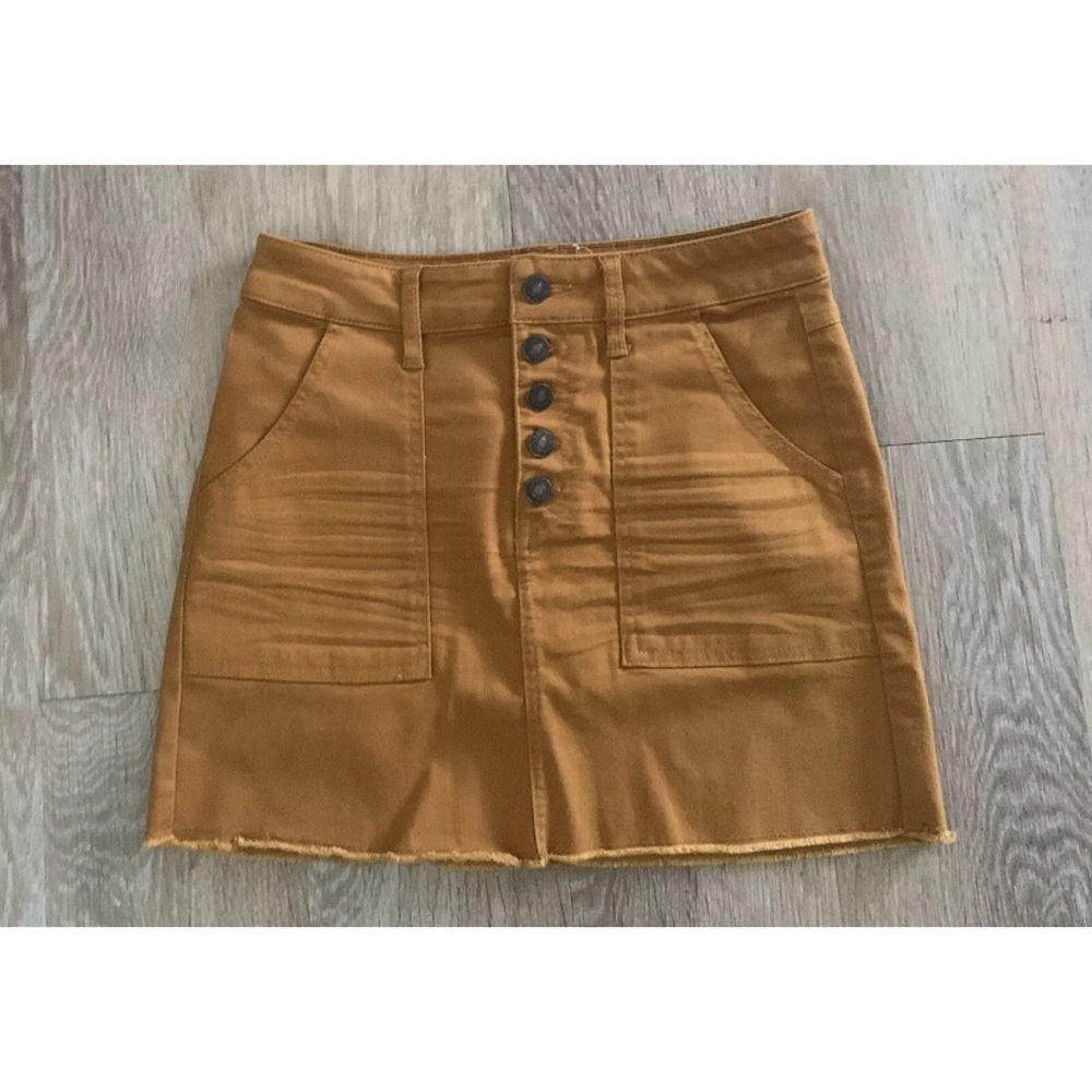 Sky and Sparrow Junior’s Size 3 Dark Tan Pencil Skirt  With Raw Hem